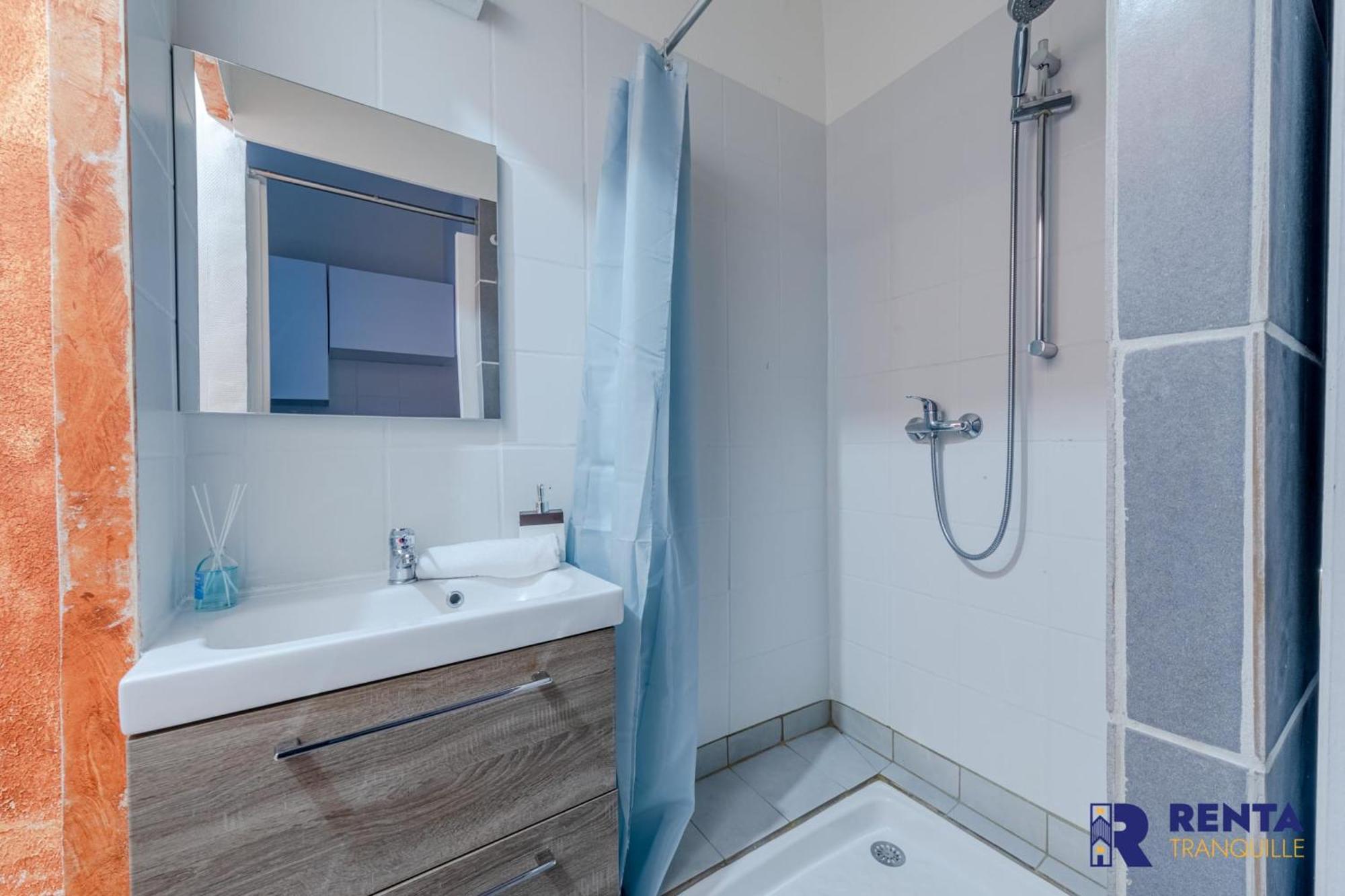 Entre Terre Et Mer Wifi Studio Cosy 2 Pers Perpignan Exterior photo